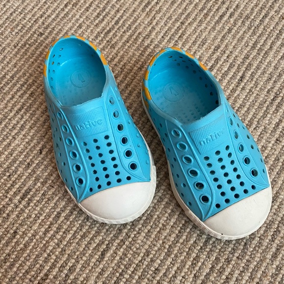 NATIVE JEFFERSON HAMACHI BLUE/SHELL WHITE SZ 5 - Picture 1 of 6